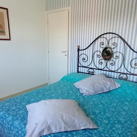 Sunsets On Maggiore Apartman