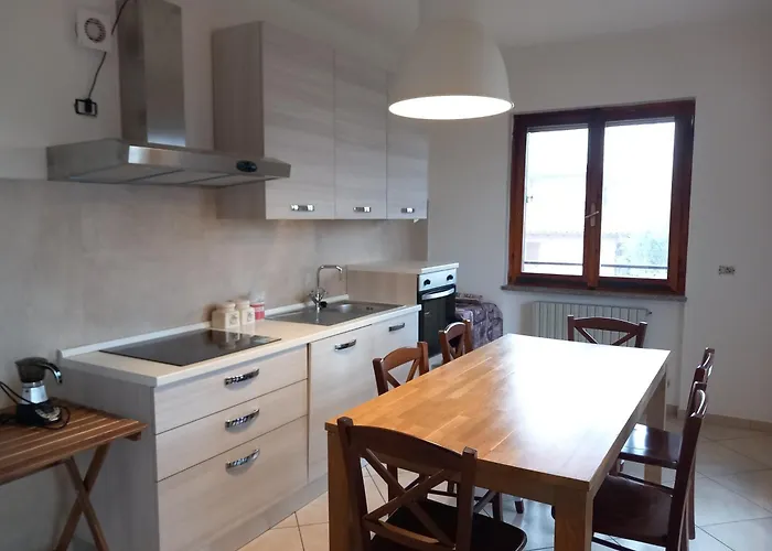 Sunsets On Maggiore With 2 Garages Porto Valtravaglia