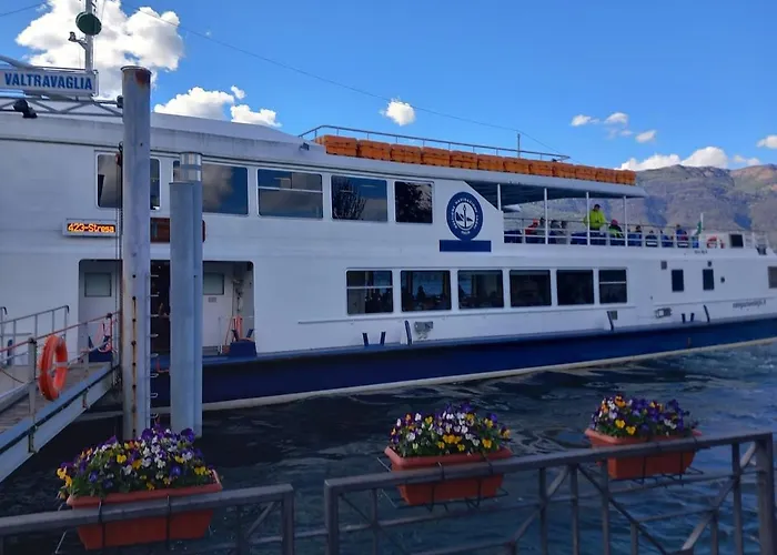 아파트 Sunsets On Maggiore With 2 Garages 포르토 발트라바글리아